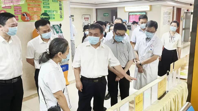 閆樹江赴福建、湖南調(diào)研《中醫(yī)藥法執(zhí)法檢查報告》落實情況