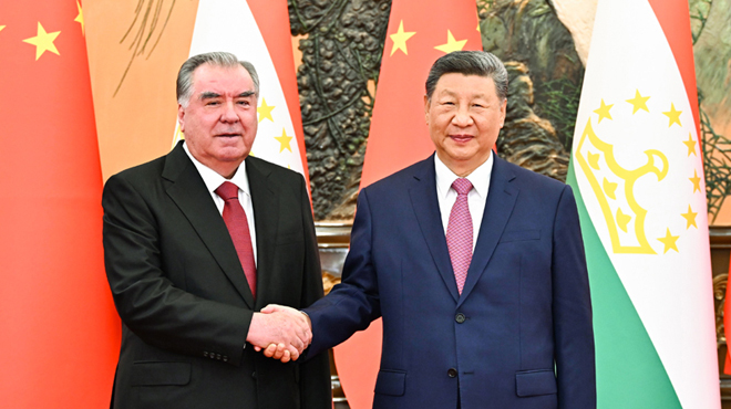 習(xí)近平會(huì)見(jiàn)塔吉克斯坦總統(tǒng)拉赫蒙